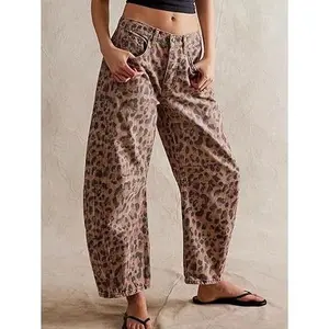 Women's Leopard Print Mid Waist Y2K Retro Wide Leg Jeans Casual Loose Pocket Mid Waist Tubular Curved Knife Pants