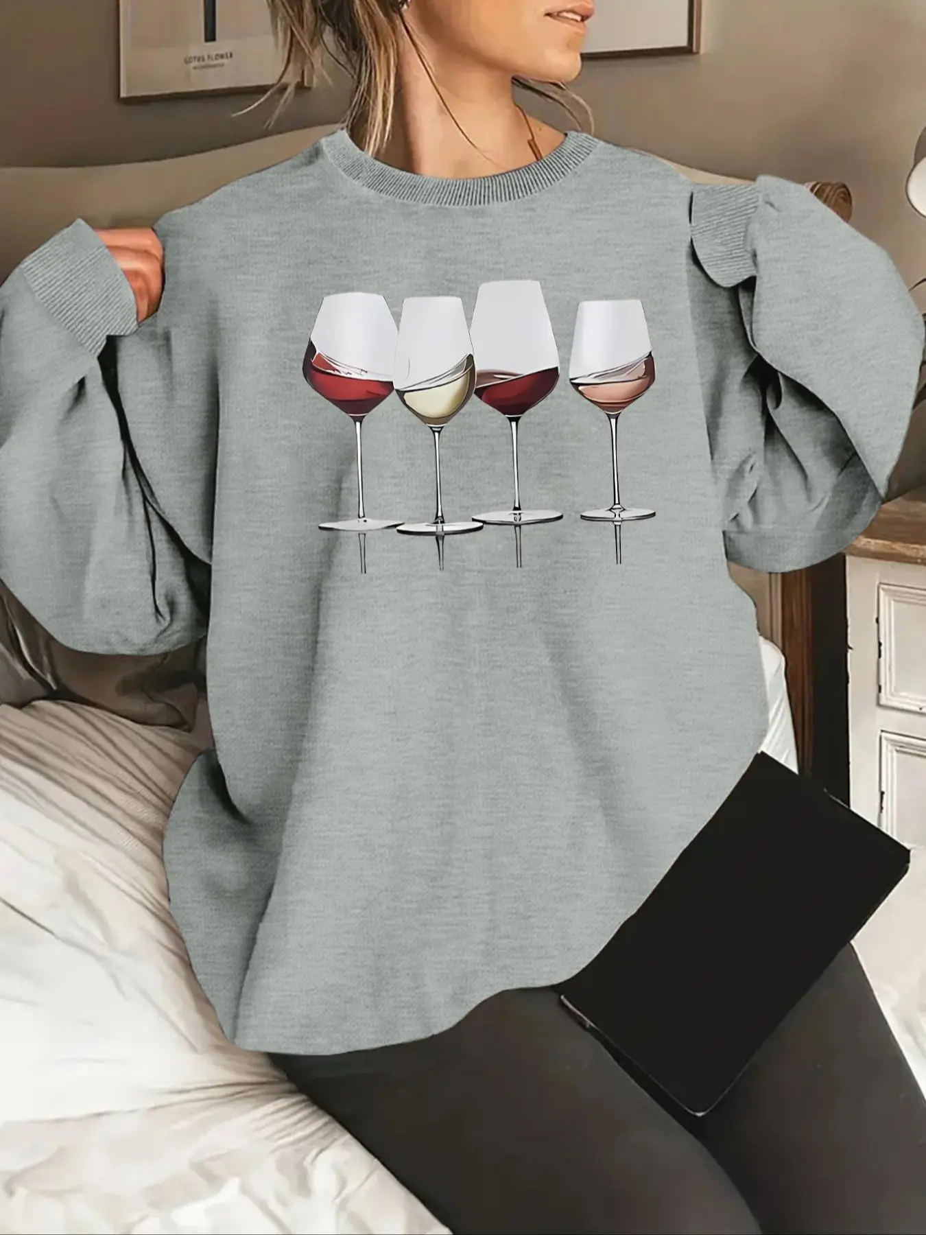 Women's Wine Glass Print Thermal Lined Drop Shoulder Sweatshirt, Casual Long Sleeve Round Neck Pullover for Fall & Winter, Ladies Clothes for Daily Wear