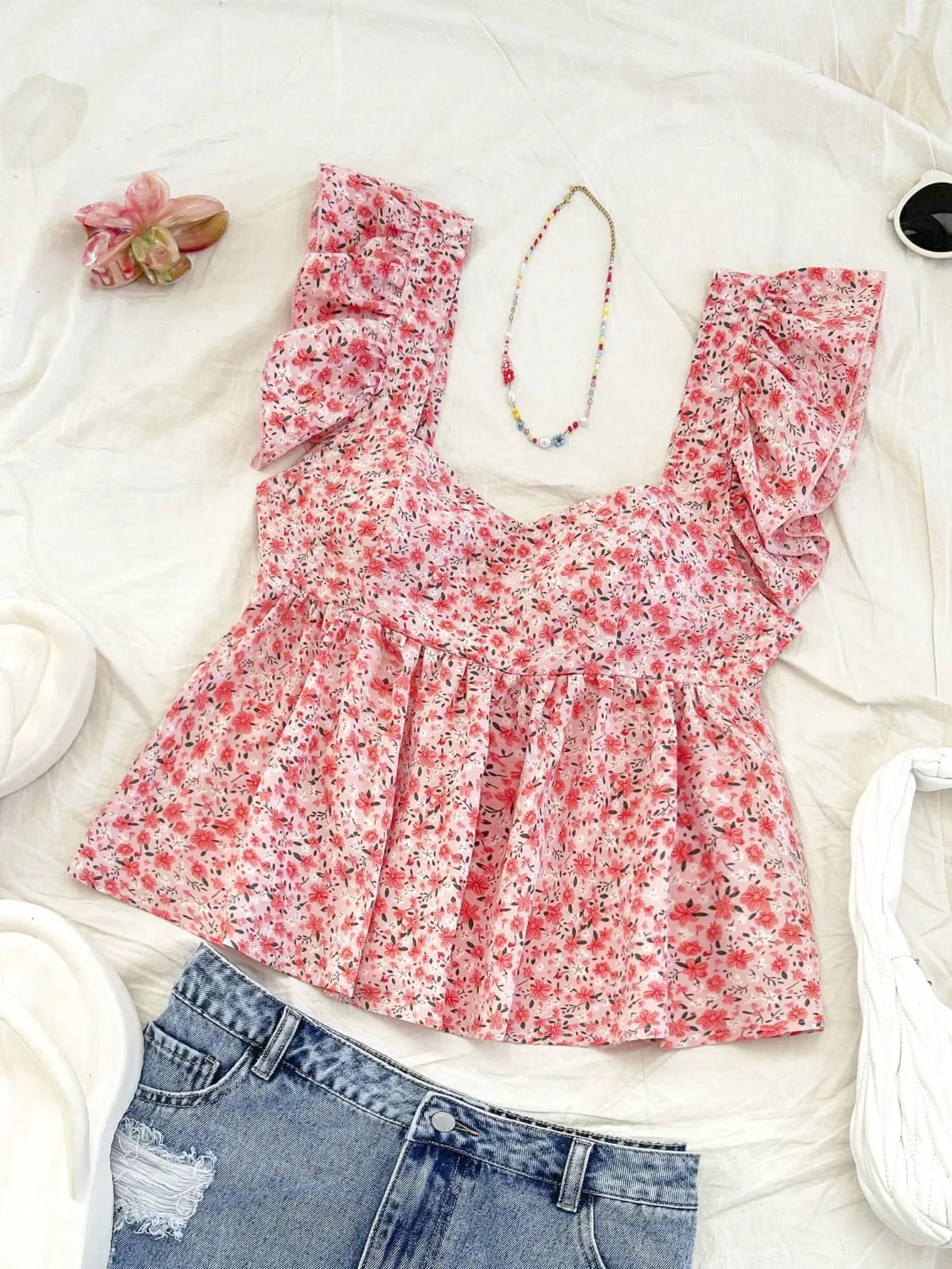 VYNCE Pink Ditsy Floral Smock Collar Cap Sleeve Loose Blouse Top Boho Chic Beach Vacation Summer Outfit Lightweight Women's Fashion