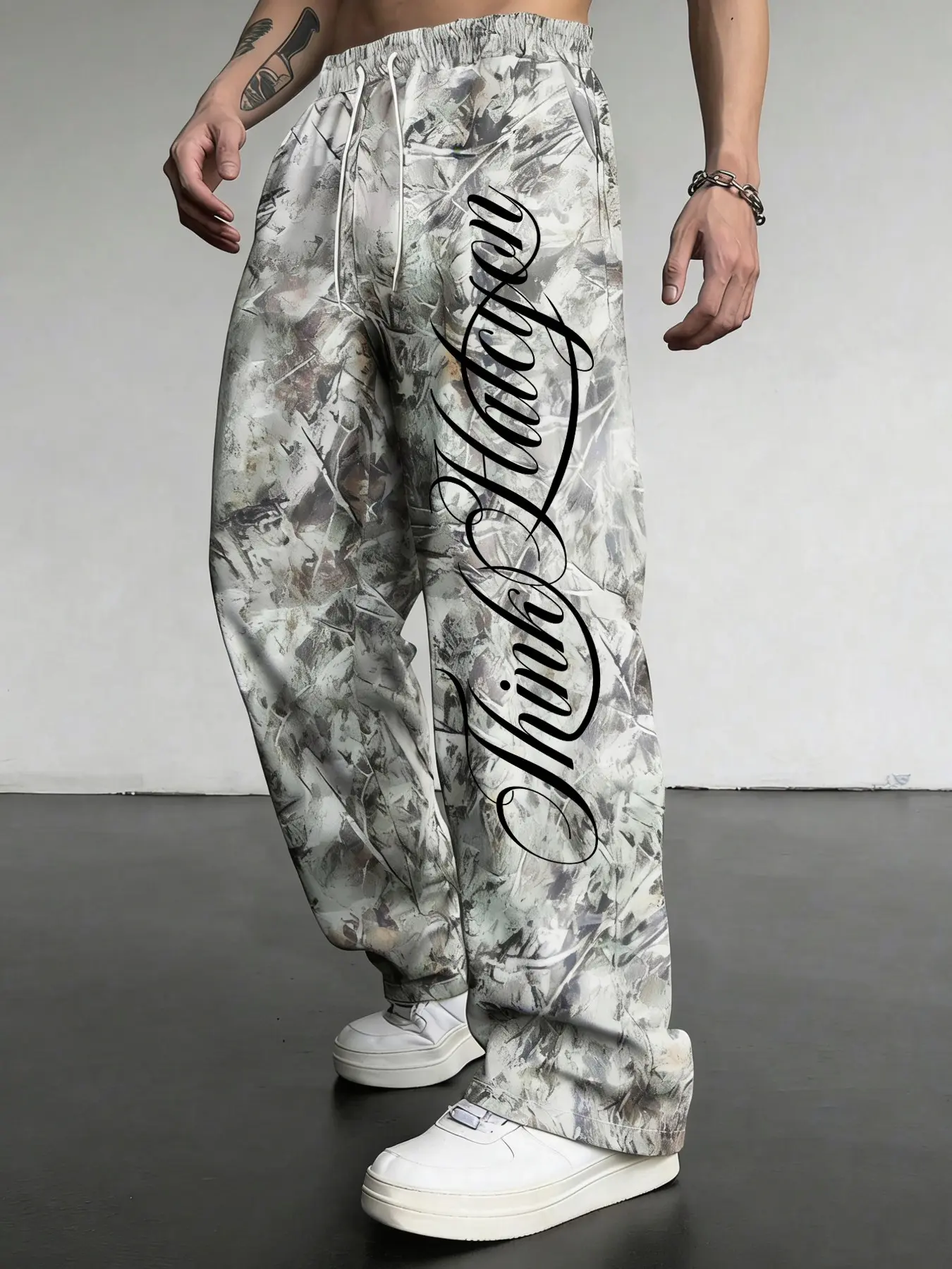 Men's Letter Digital Print Tree Pattern Camo Wide Leg Casual Style Graphic Sweatpants, Drawstring Waist Loose Fit Casual Sports Pants, All Season Fashion