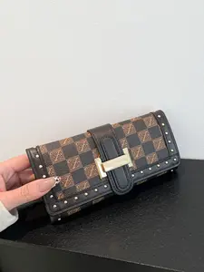 Women's PU Rivet Three-Fold Long Wallet, Plaid Pattern, Fashionable and Versatile, Punk Style, Travel Wallets, Essential Handbag for Office and Travel