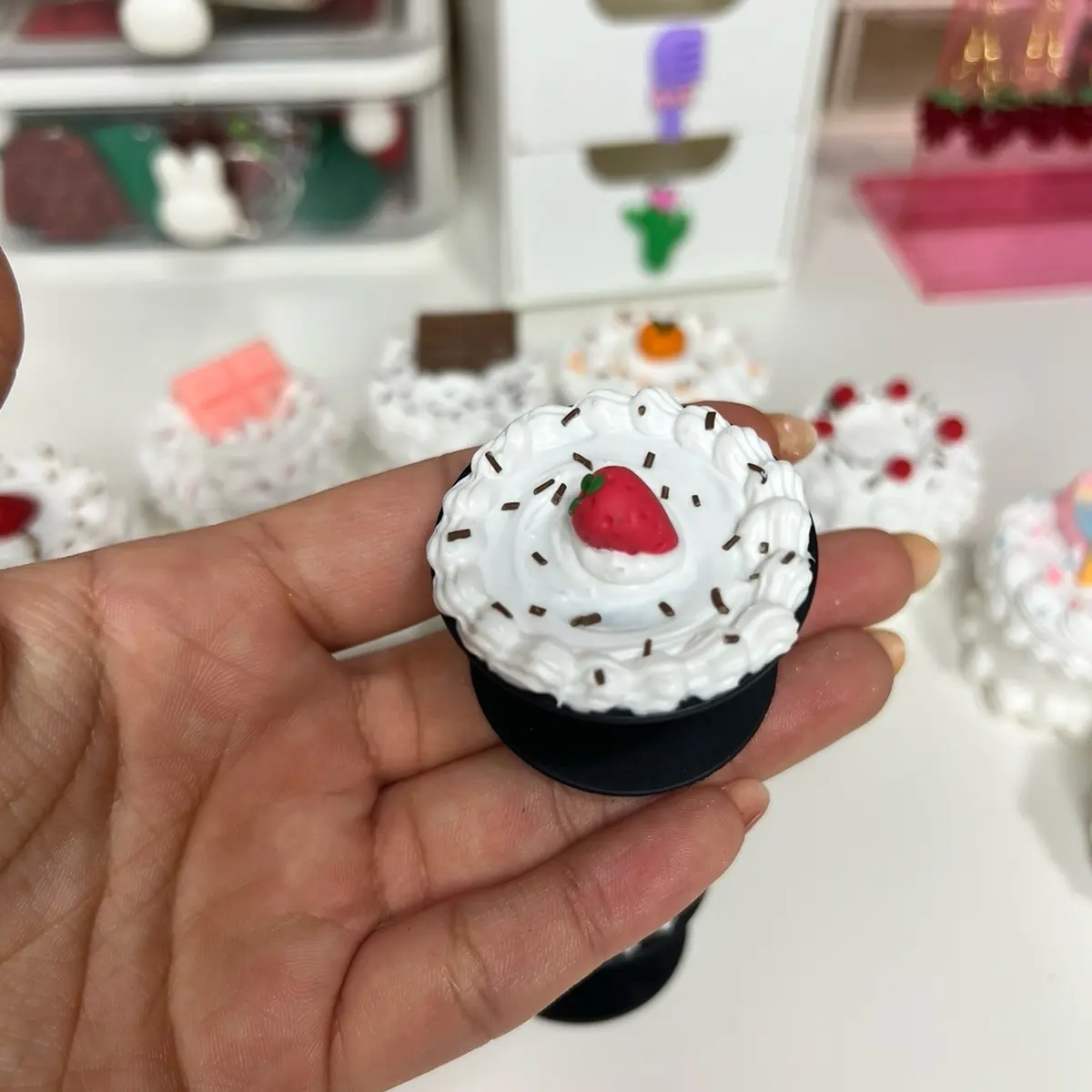 Lemon Pie Pop Socket Cake - Strawberry cake pop socket- Phone Accessory - Accessories