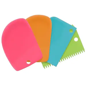 Flexible Fondant Scraper Tool: 4-in-1 Baking Spatula for Cake Decorating, Anti-Stick & Heat-Resistant, Antibacterial Design. Easy to Clean. Must-Have for Bakers.
