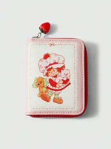 Lovely Strawberry-Themed Small Wallet – Fun 3D Look, Ideal for Gifts & Everyday Style