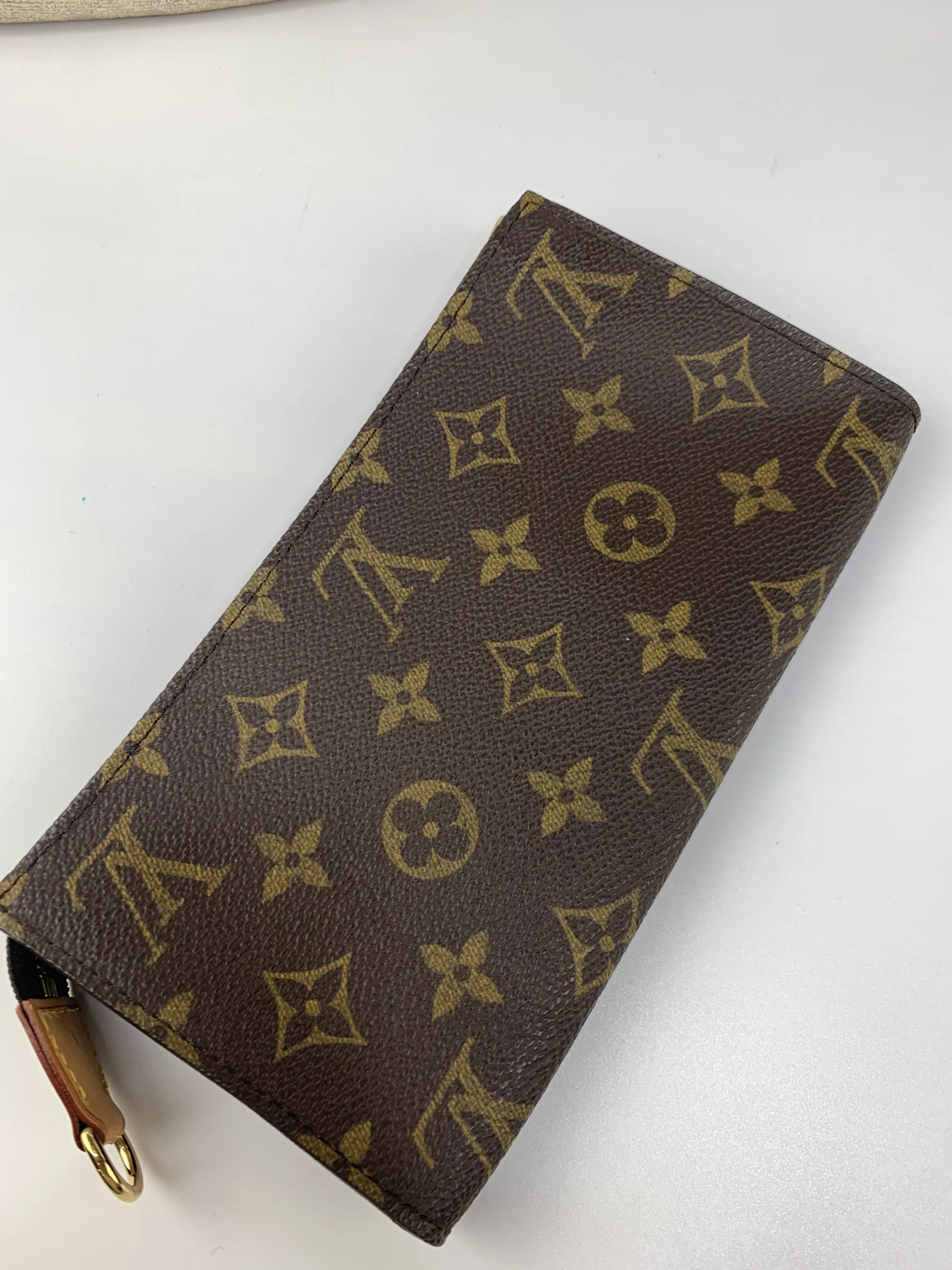 Pre-owned Louis Vuitton canvas Small Leather Goods Bucket Pouch GM