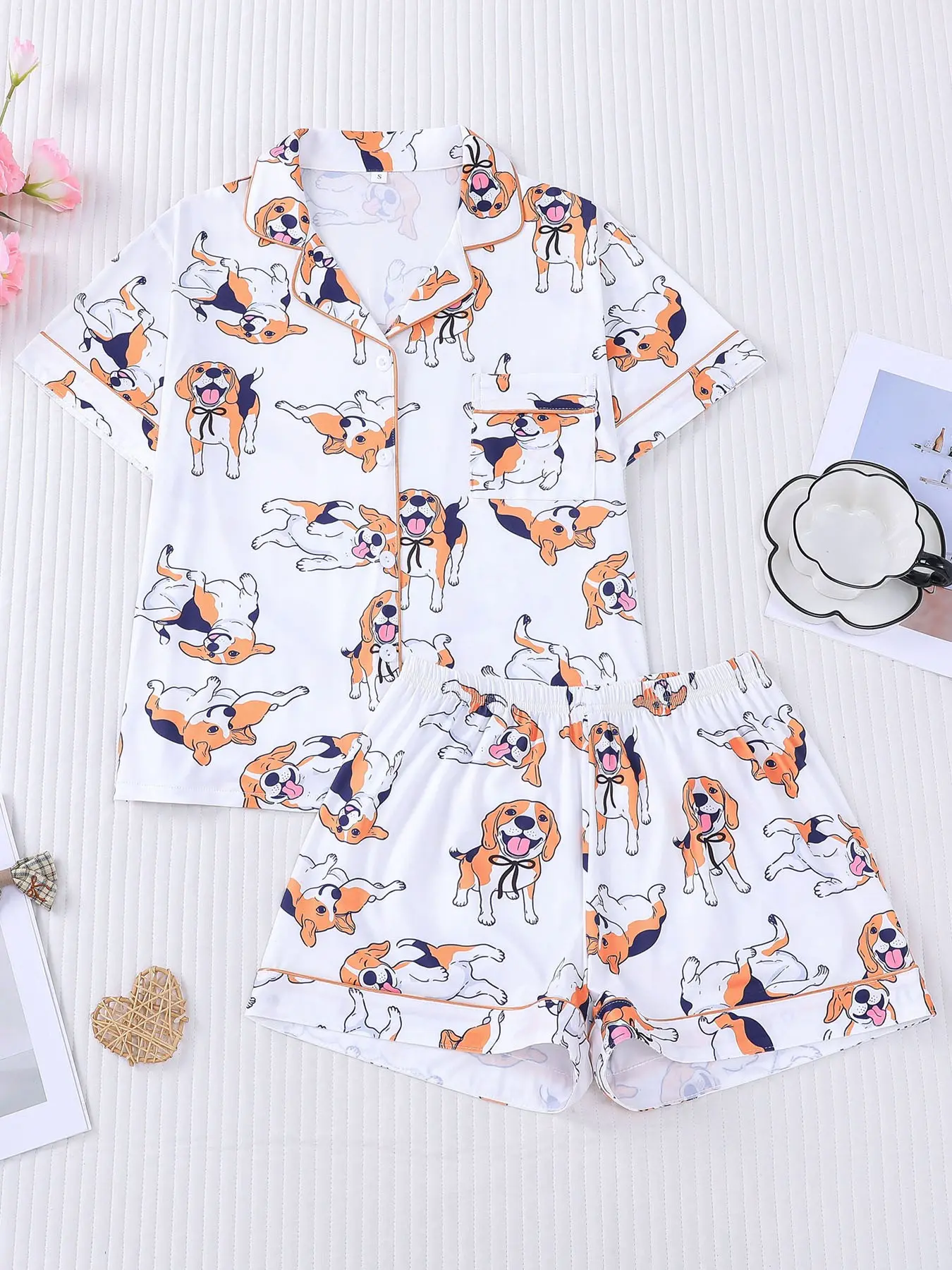 2pcs Cute Beagle Print Pajama Set - Playful Pet Lover Short-Sleeve Pjs (Notch Collar + Chest Pocket + Elastic Waist) - Soft Casual Adult All Seasons Loungewear/Sleepwear Pyjamas for Dog Moms, Lounging & Cozy Nights In