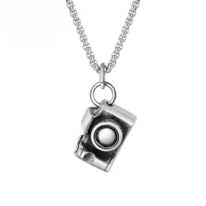 Best-selling vintage ins hip-hop camera necklace, men's trendy camera necklace 2026, long necklace, camera necklace for boyfriend