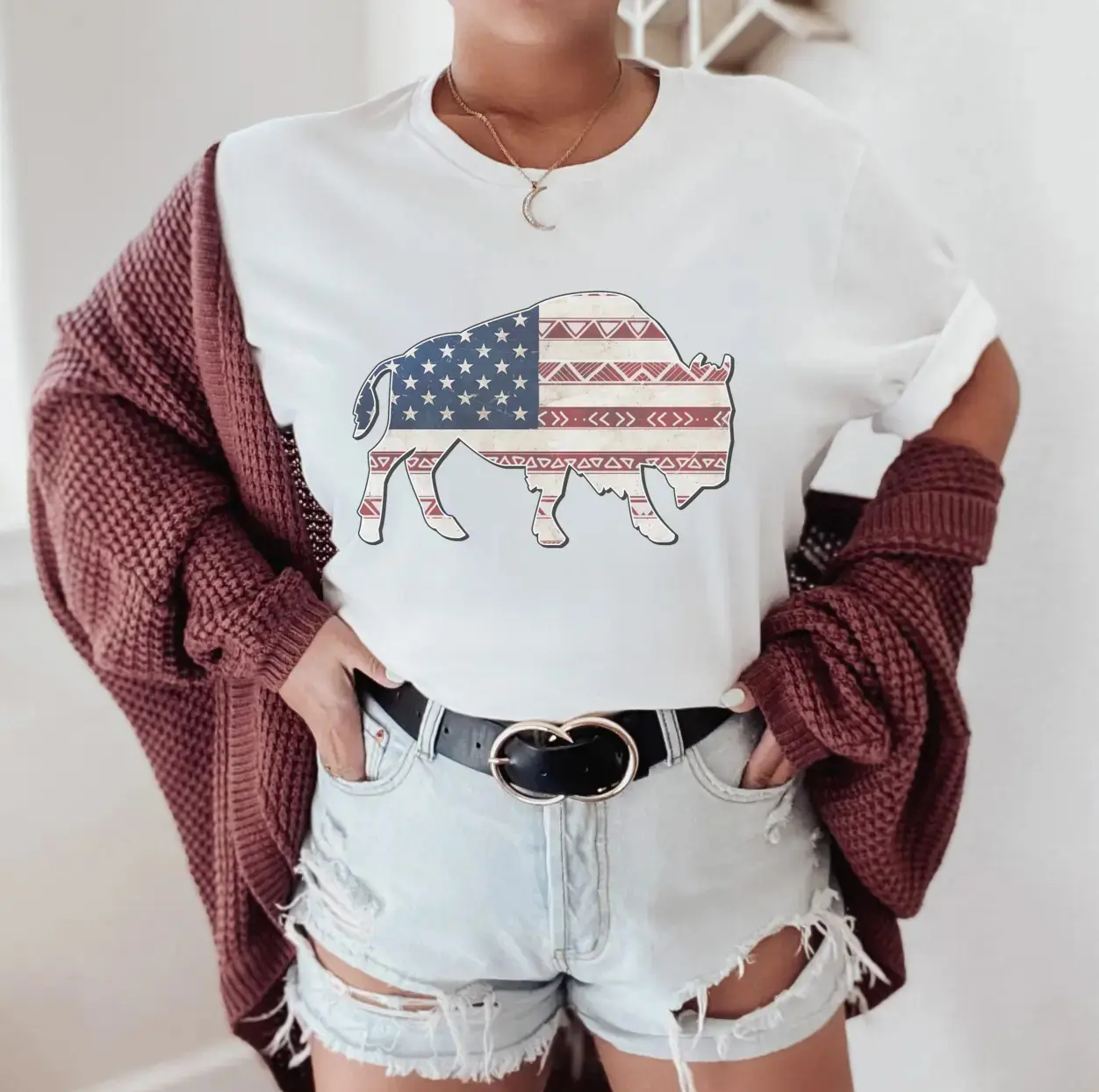 Vintage Western USA Tee Retro BOHO Flag Bison Tshirt Buffalo American Flag T-Shirt Vintage Sublimation Graphic Print Casual Crewneck Flag Tees USA