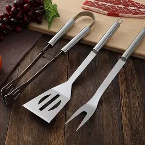 3-piece stainless steel barbecue set, suitable for outdoor barbecues, camping, and backyard use, perfect as a barbecue gift for Father's Day, Christmas, and Halloween