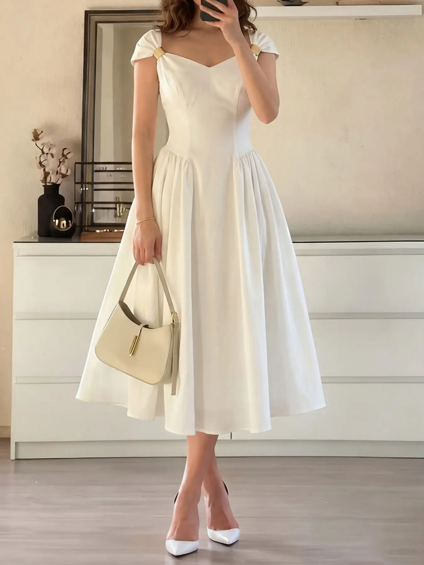 Elegant French Style Minimalist Dress for Women, Chic Heart Neckline Metal Design, Summer Vacation Wear, Perfect for Weddings and Parties, Wedding Attire, Bridal Outfits