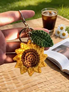 Sunflower Keychain, New Decorative Item, Cute Handmade Craft, Beautiful Home Party Decoration, Perfect Gift for Birthday Festivals