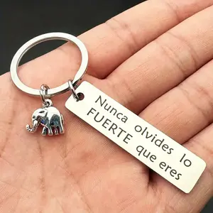 Spanish-style keychain with a simple little elephant pendant, a novelty keychain for men, metal keyring