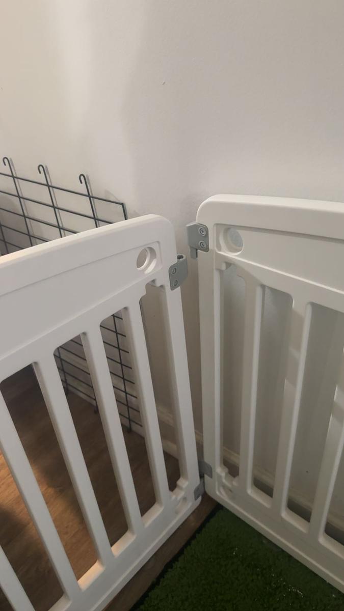 Item: 6 Panels 24IN, White