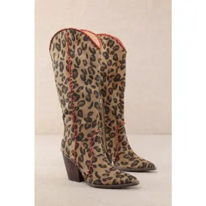FINAL SALE!! The "Spotlight" Leopard Cowboy Boot