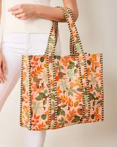 Hedgehog Forest - The Traveler Tote - Peach Leaf