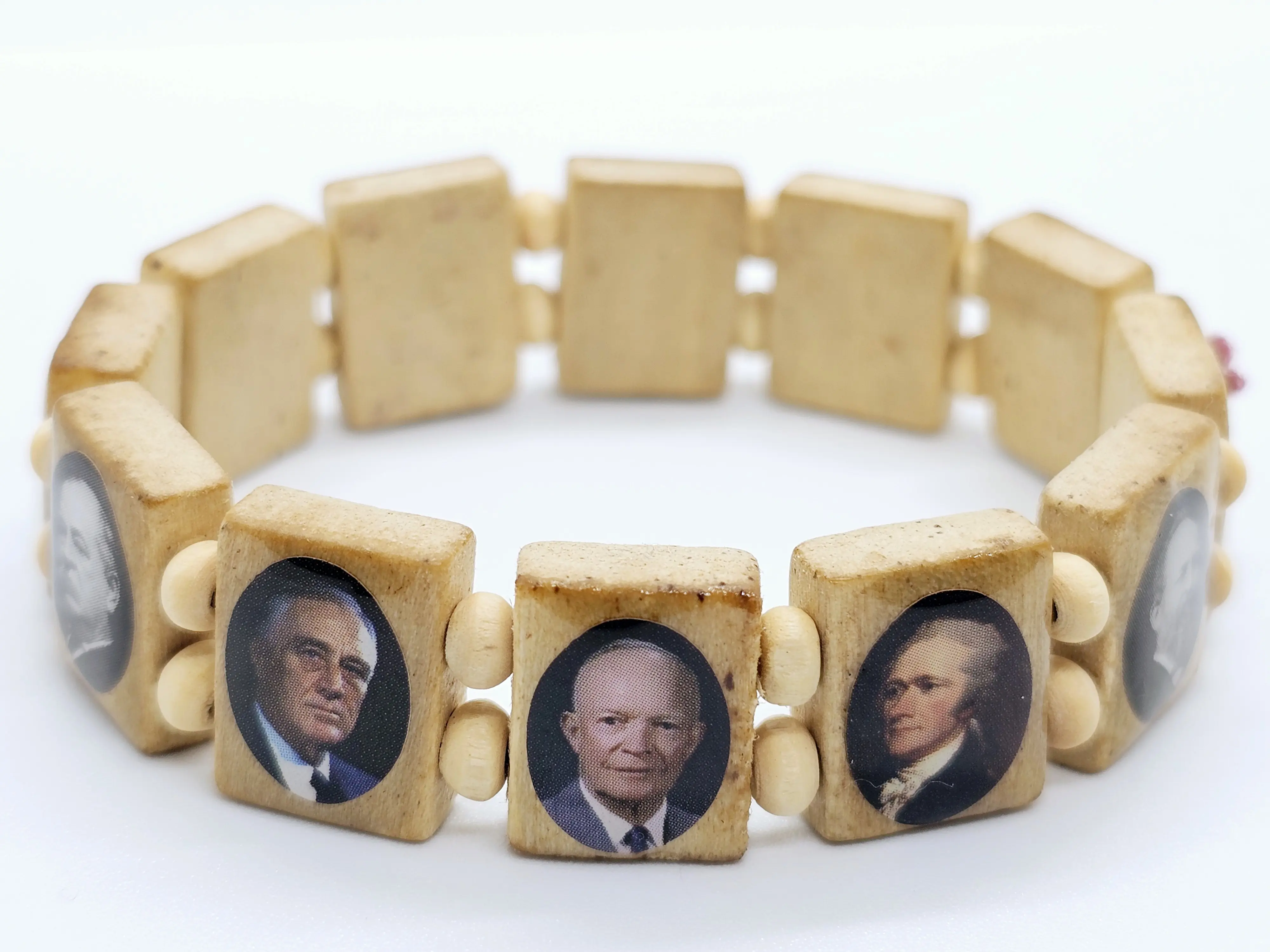 US Presidents Bracelet, Unique Jewelry Gift, Handmade Wooden, Veterans Gift, 12 Iconic American Leaders, Abraham Lincoln, George Washington, Dwight Eisenhower, JFK, James Madison, Theodore Roosevelt, Grover Cleveland, Franklin Roosevelt,Calvin Coolidge