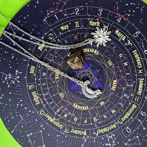 Wooden Tarot Board, 1 Set Including 1 Count Creative Celestial Design Starry Sky Pattern Tarot Board & 1 Count Crystal Pendant & 1 Count Storage Bag, Decorative Ornament for Home Decor with Health, Fortune, Symbolic Meanings, Success