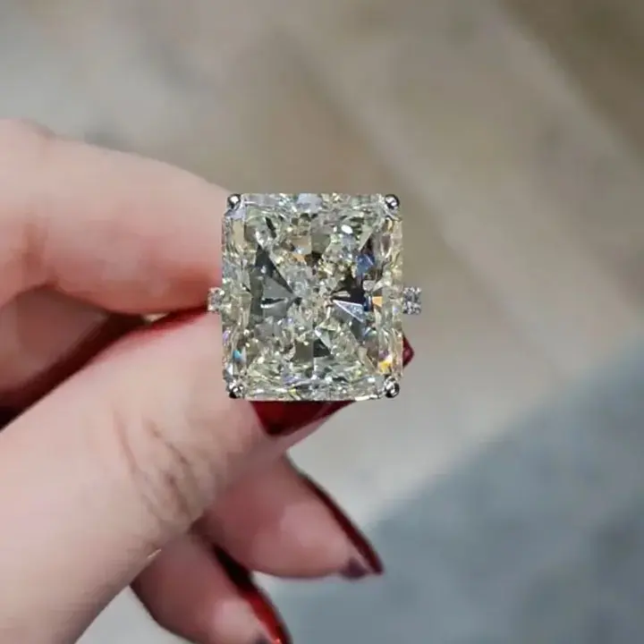 MAXINEJEWELRY Women's 12.0ct Radiant Cut 5A Cubic Zirconia Statement Ring - Engagement & Wedding Jewelry for Proposal, Daily Wear