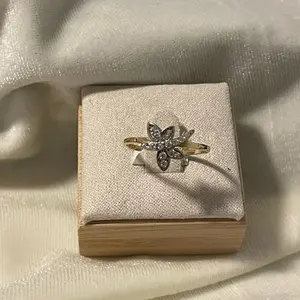 14k gold ring