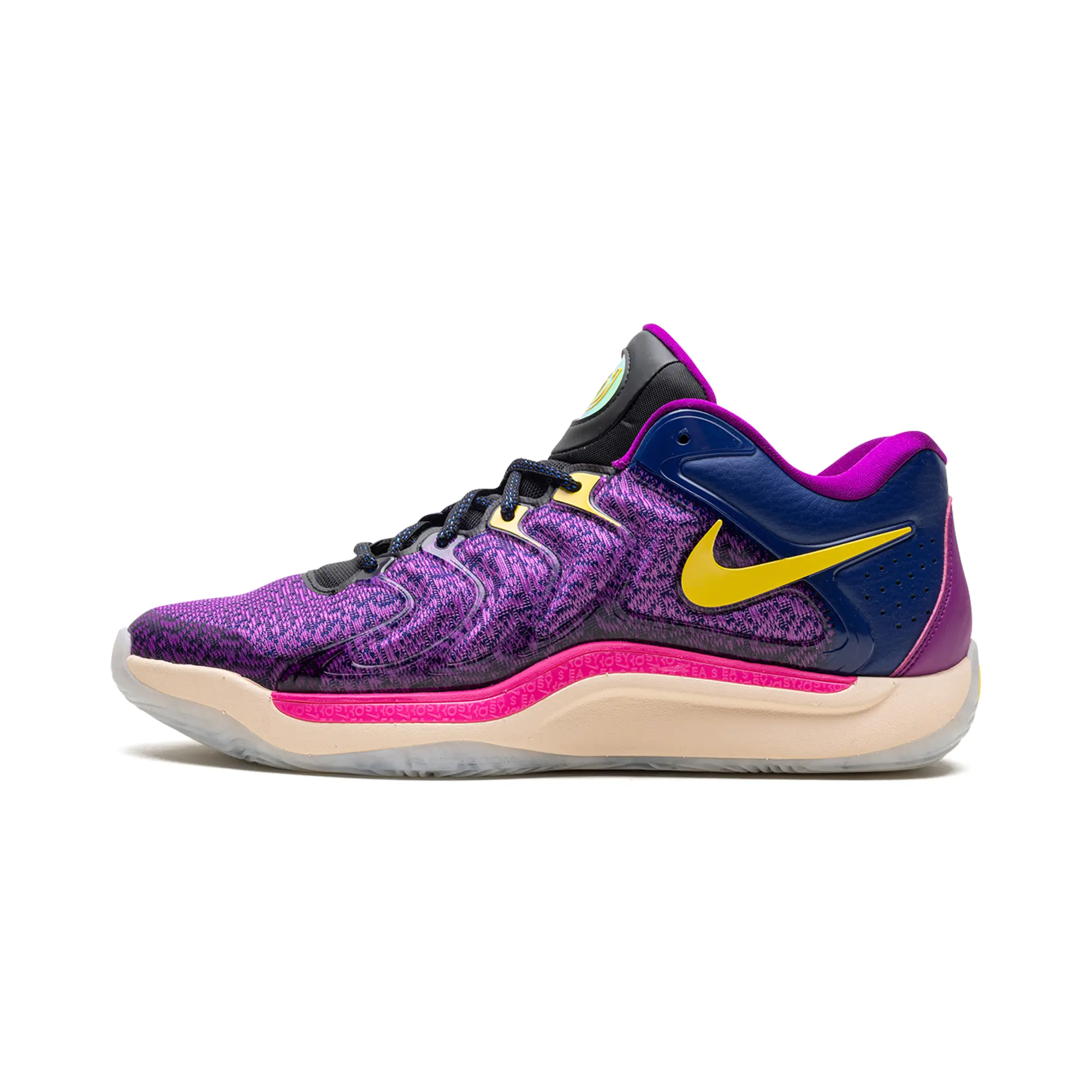 KD 17 "Travel Ball" FJ9487 400