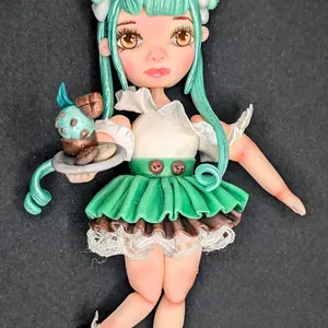 Clay girl chocomint hand made