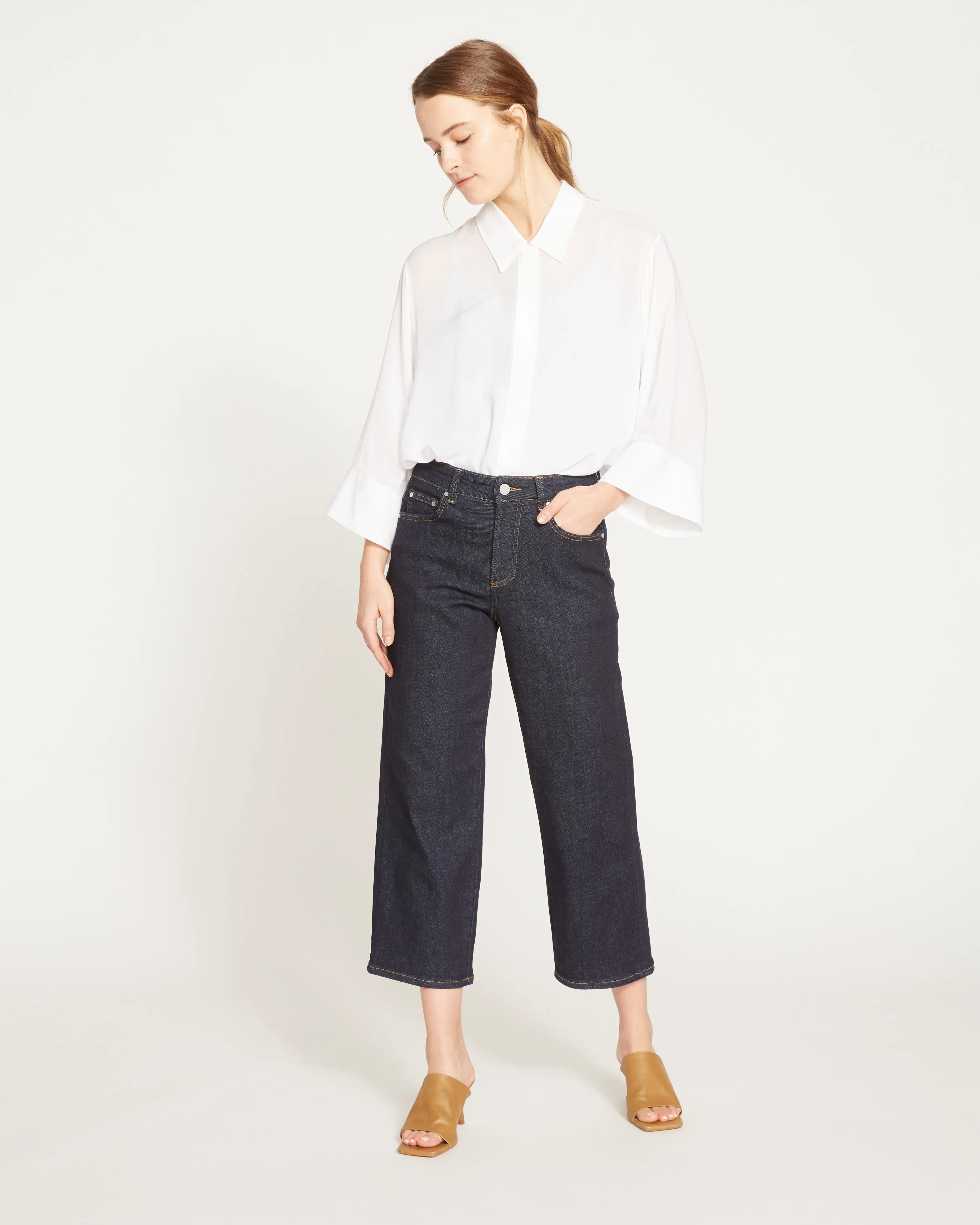 Women's Bae Boyfriend Crop Jeans in a Vintage Indigo Wash, Relaxed Straight-Leg Cut from Stretch Selvedge Denim Fabric, Cotton, Fitted, Bottom, Pants, Cropped Jeans, Boyfriend Look, Straight Legs, Casual, Cold Wash, Loose, Elastane