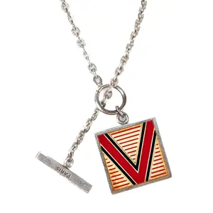 Pre-owned L26022302 LV Panda Necklace Silver