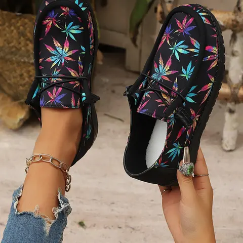 Lightweight Women's Loafers, Geometric Pattern Round Toe Flat Shoes, All-Season Comfortable Footwear, Perfect for Everyday Wear