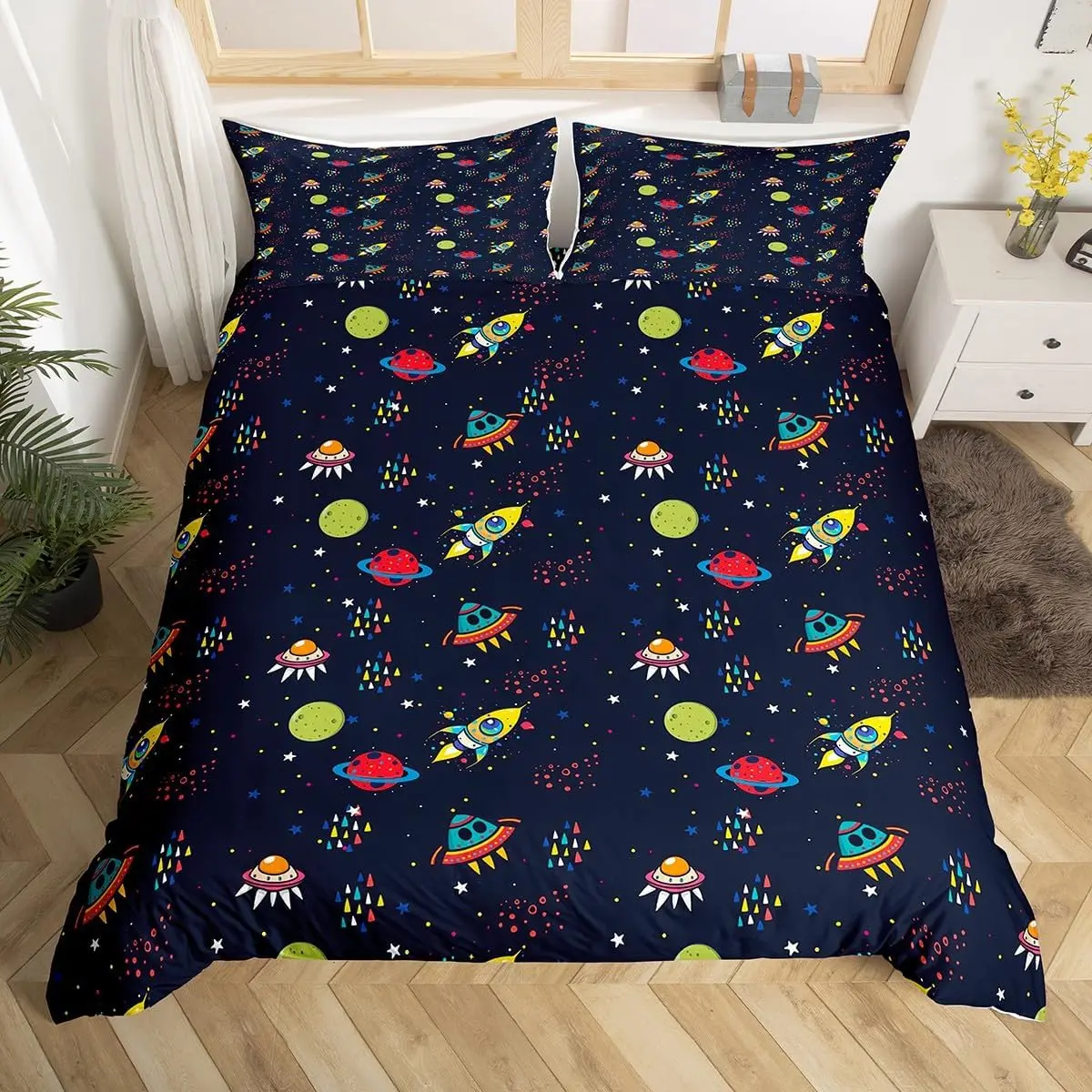 Decorative Bedding Set - Twin/King Size 3D Galaxy Print, Soft Breathable Microfibre Polyester, Machine Washable All-Seasons, Zipper Closure Outer Space Comforter & Universe Planet Rocket Spaceship Duvet Cover with Vibrant Look