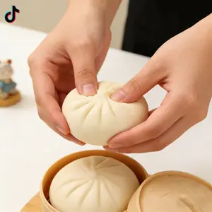 Large Stress Relief Bun Toy, Woven Bamboo Steamer Included, Bonus 1 Expression Bun – Home & Festive Party Gift for Friends, Ideal for Birthday Presents