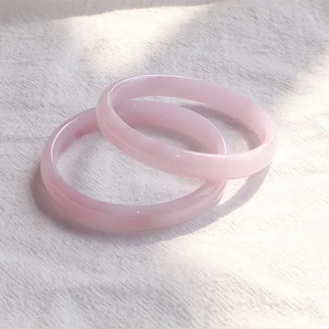 1 piece of 10mm jade powder