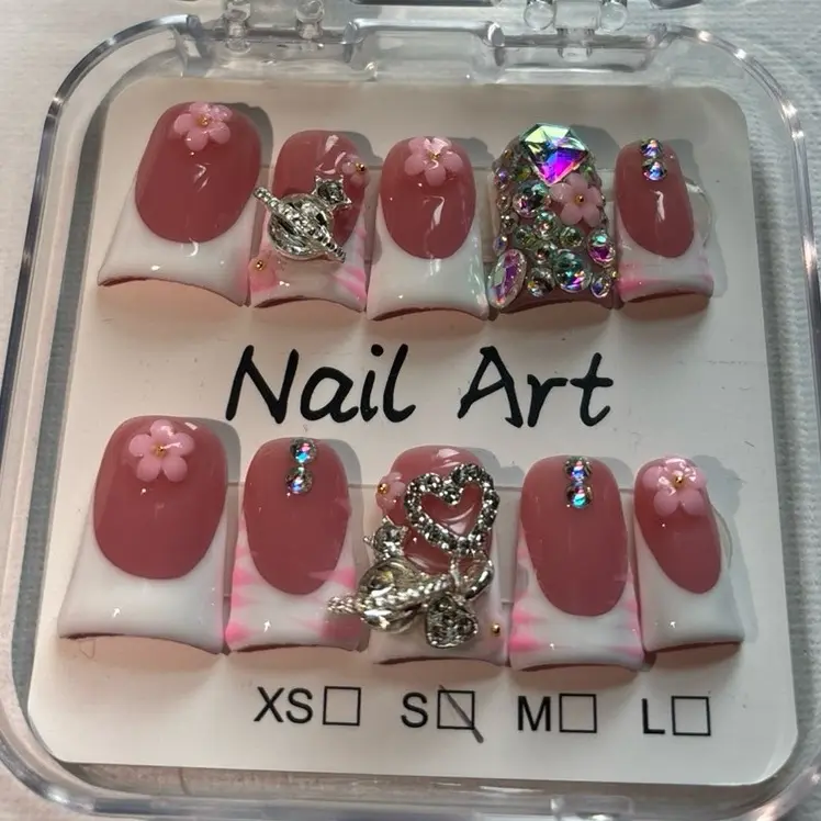 Handmade Duck-Shaped Acrylic Press-On Nails, Handpainted Full Set for Holiday, Custom Sizing Available for Any Nail Enthusiast