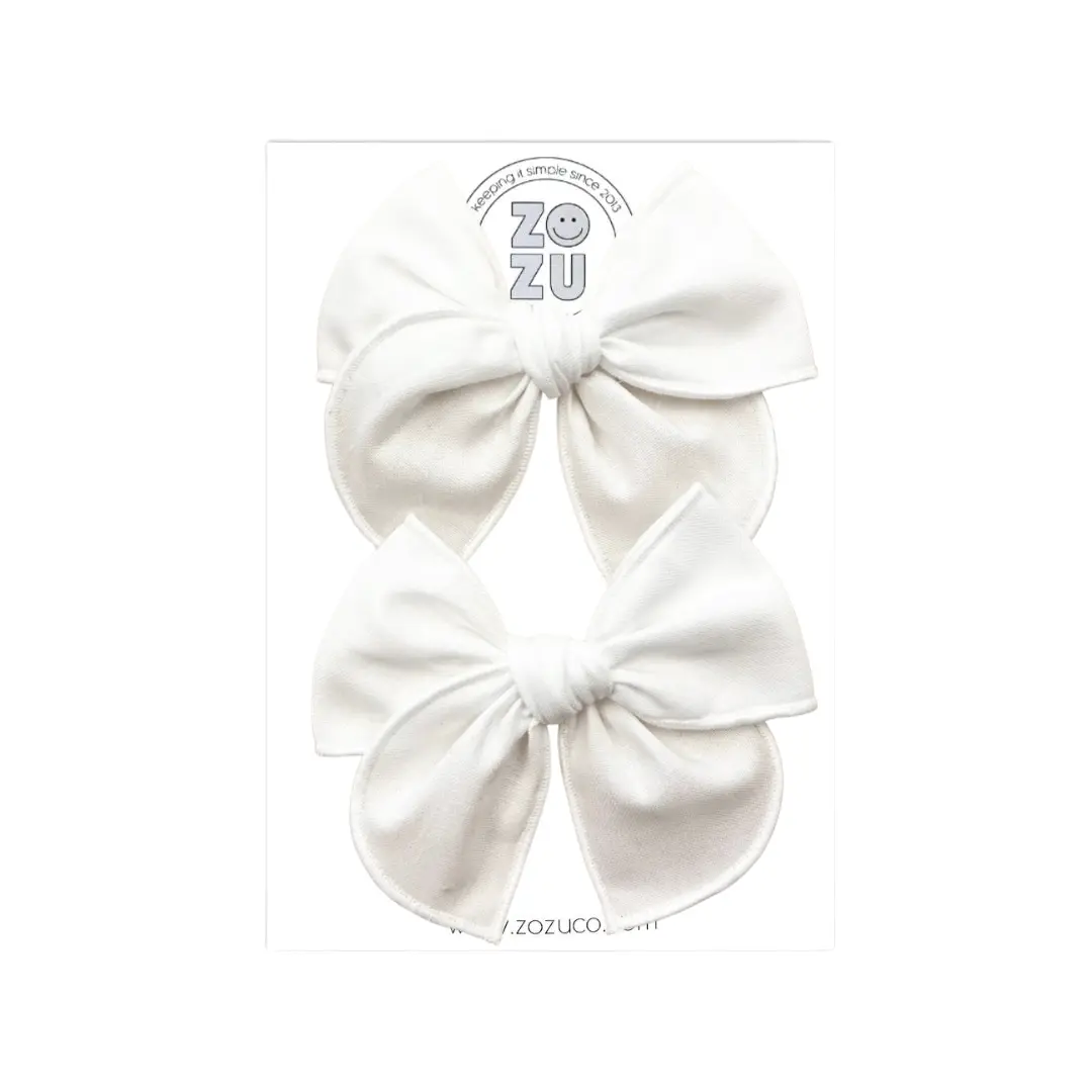 White :: Mini Traveler Pigtail Set