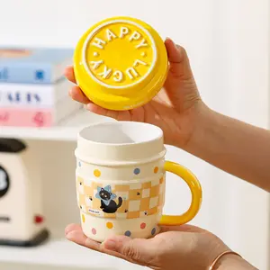 Cute Cat Mug with Lid, Funny Mug, Large Capacity Ceramic Coffee Cup, Ideal for Home & Office Use, Stylish Drinkware for Cats Lovers