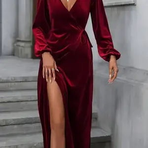 Elegant Women's Wine Party Dress, Velvet Mid-Length Evening Gown, Stylish Long Sleeve A-Line Formal Wear for Special Occasionsu7Qy