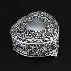 Vintage Heart Jewelry Box, Metal Material Earrings, Rings, Jewellery Storage Box, jewelry storage unit, Holiday Gift, Desktop Decoration Craft