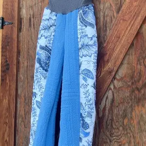 Blue floral quilt pants
