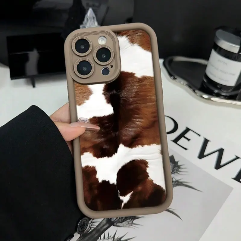 Creative Cow Pattern Brown Soft TPU Silicone Casing - Protective Shockproof Smartphone Case with Camera Protection for iPhone 17 Pro Max,16,16e,15,14 Plus,13,12 Mini,11,Air,X,XS, 2D Printed Rugged Cellphone Cover, Handheld Device Accessory, Ideal Gift