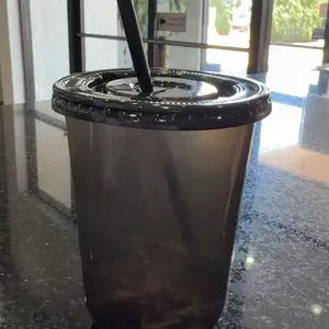 20/50-Pack 16 oz Clear Plastic Cups with Lids and Straws, Disposable Cold Drink Cups for Iced Coffee, Milk Tea and Smoothies, To-Go Cups for Outdoor Parties, Plastic Tumbler Cups