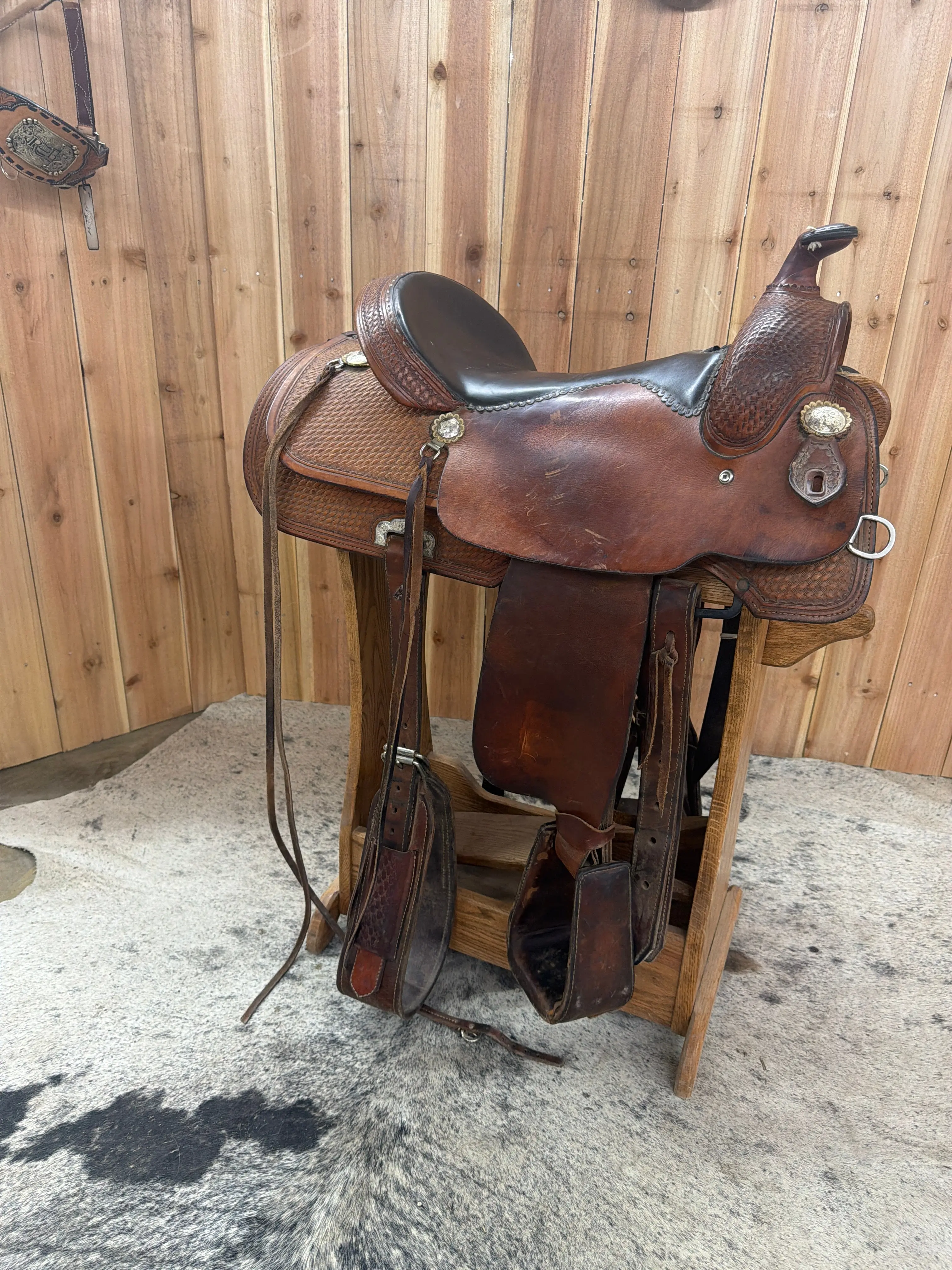 Double J Pleasure/Trail Saddle, 16" Seat