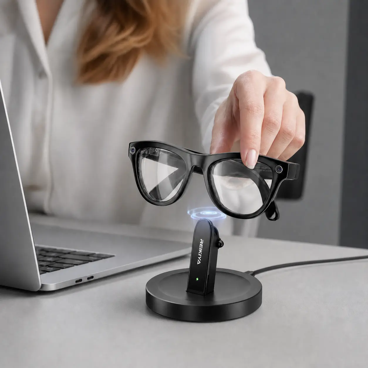 REIKIYA Magnetic Charging Dock Accessories for Ray-Ban Meta Glasses (Gen 1-2) - Wearable Electronic Gadgets Desk Display Stand, Clean Setup Storage Upgrade