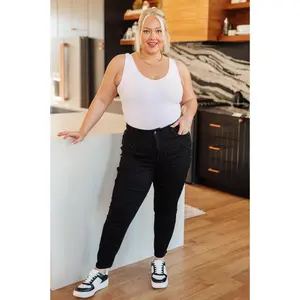 Judy Blue Reese Rhinestone Slim Fit Jeans in Black