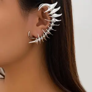 Gothic Style Bone Spurs, Thorns, Ear Bone Studs, Jewelry, Sweet and Cool Spine Bones, No Ear Holes, Ear Hooks, Ear Clips for Women