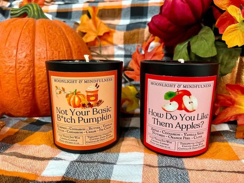 Hand-Poured Vegan Fall Soy Wax Crystal Candle - Pumpkin Spice, Vanilla Apple Scents, Autumnal Cozy Home Decor, Halloween Gift