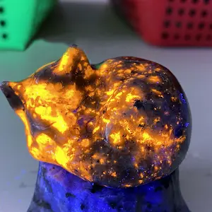 2" Emberlite Sleeping Cat Crystal Carving UV Glow Stone Yooperlite Cat Figurine, Crystal Decor Collection Gift, 1 Pcs
