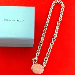 Pre-owned Tiffany & Co. Sterling Silver 925 (Ag925) Small Leather Goods Return to Tiffany Silver Necklace