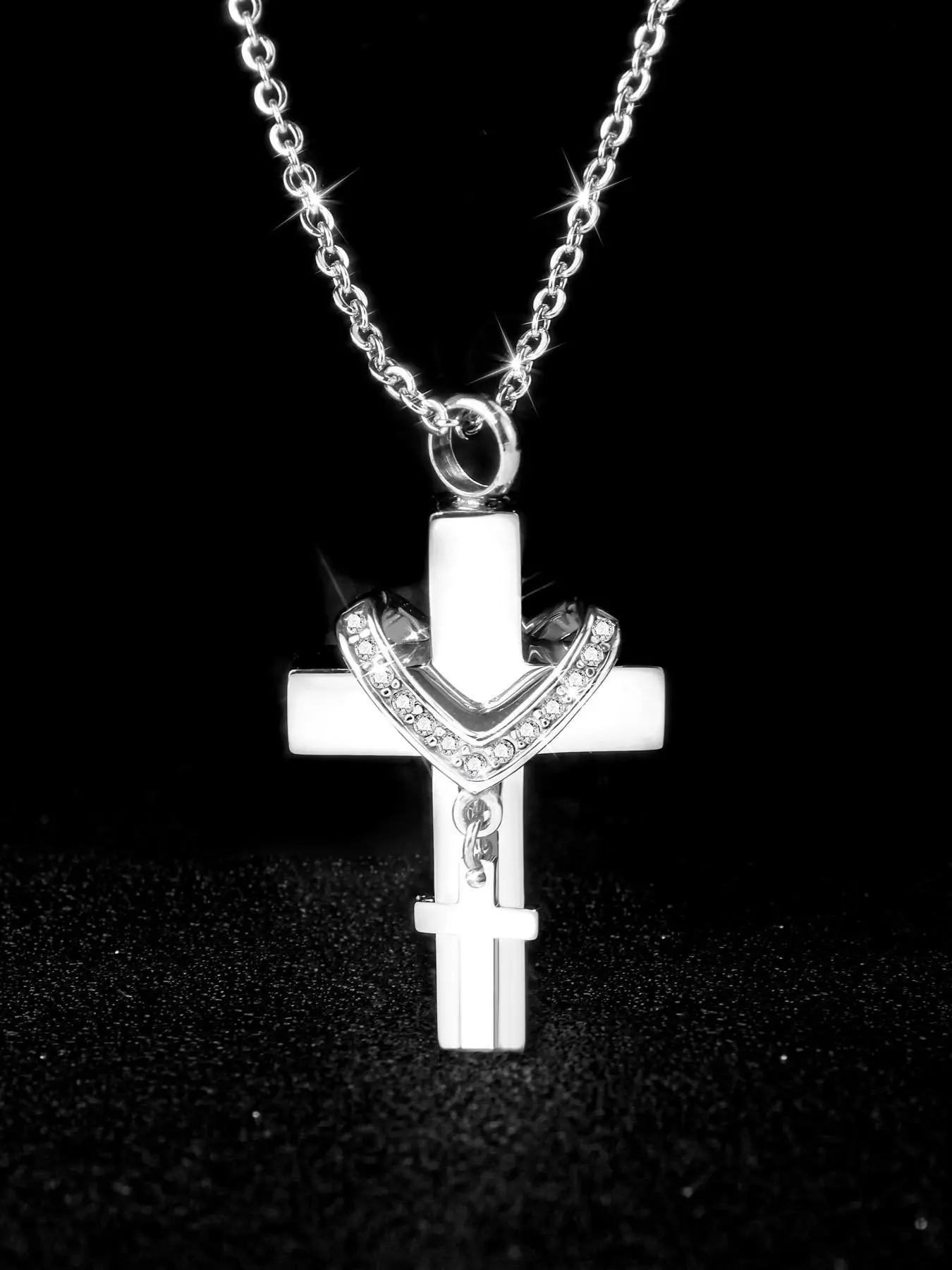 Stainless Steel Dual Cross Ash Cremation Pendant Necklace, Cross Chain Design, Encouragement Necklace for Loved Ones, Faith Necklace, Memory Necklace, Unisex Casual Jewelry, Sentimental Necklaces, Ashes Necklace