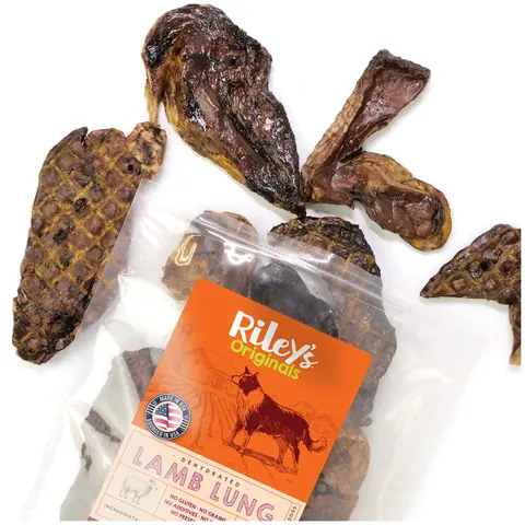 Riley's Premium Dehydrated Lamb Lung Dog Treats - Made in USA - Air Dried Crunchy & Delicious - 6 oz