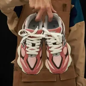 Hot Trend 2025 Unisex Chunky Running Sneakers Pink Mesh & Suede Athletic Shoes with Breathable Cushioning Anti-Slip Sole for Men Women all-season