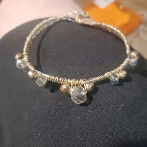 Elegant Beaded Bracelet with Sparkling Stones and Unique Wire-Wrapped Design for Everyday Wear